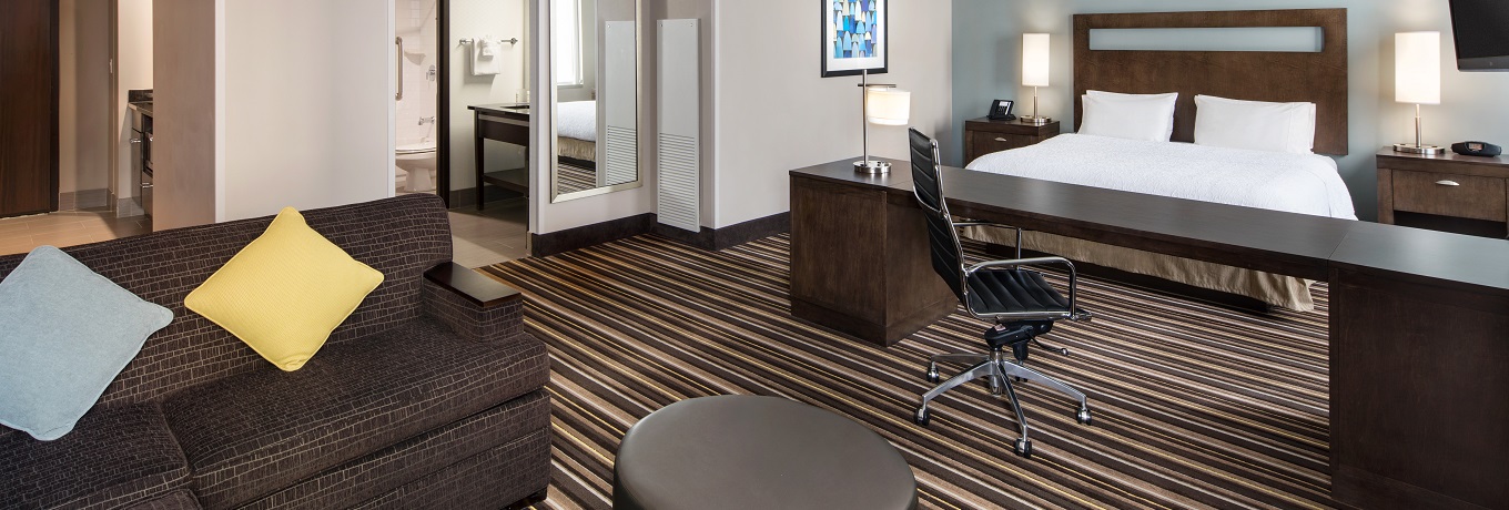 Downtown Colorado Convention Center Hotel